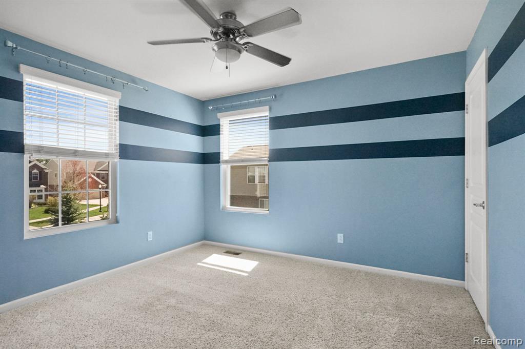 49621 BLOOMSBURY Lane, Macomb, MI 48044 — Photo 22