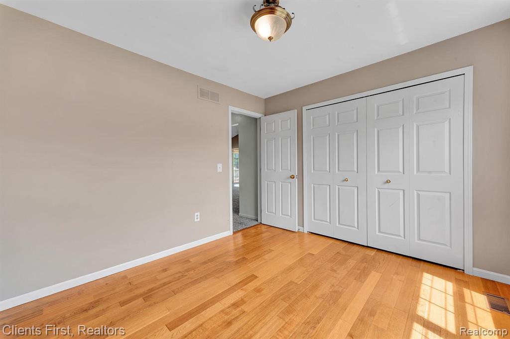 616 Light Tower Drive, Belleville, MI 48111 — Photo 25