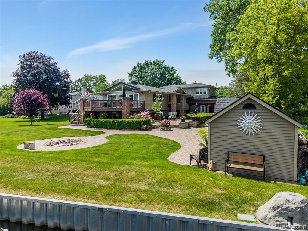 8950 Riverview, Pinckney, MI 48169 — Photo 54