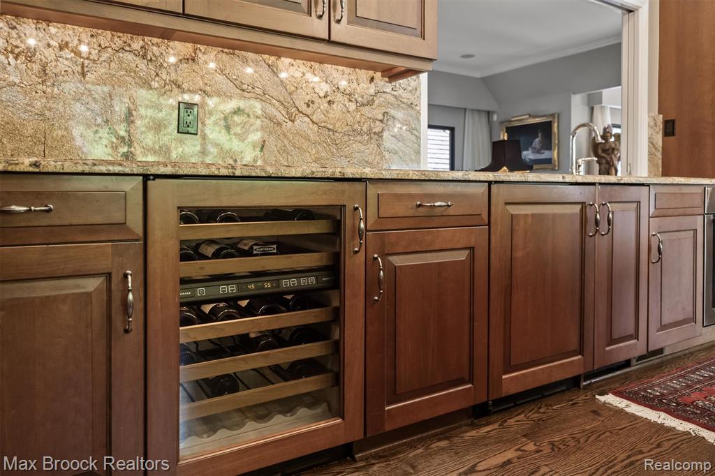 969 Bloomfield Woods, Bloomfield Hills, MI 48304 — Photo 8