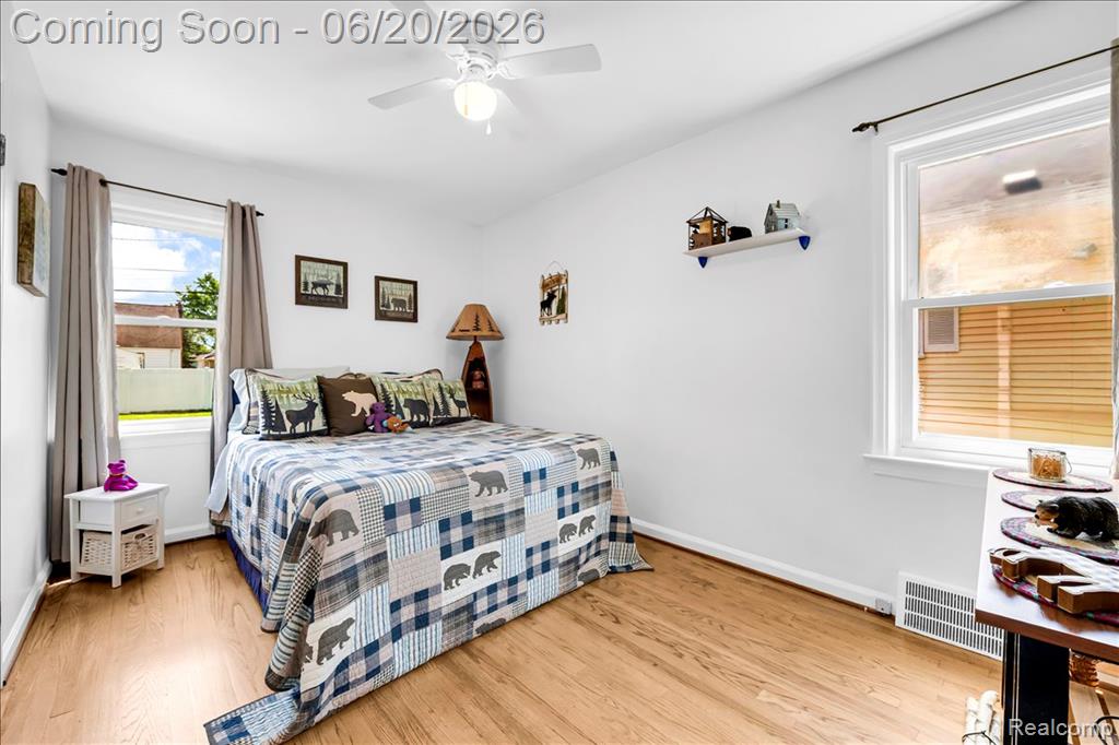 1009 Harvard Road, Berkley, MI 48072 — Photo 13
