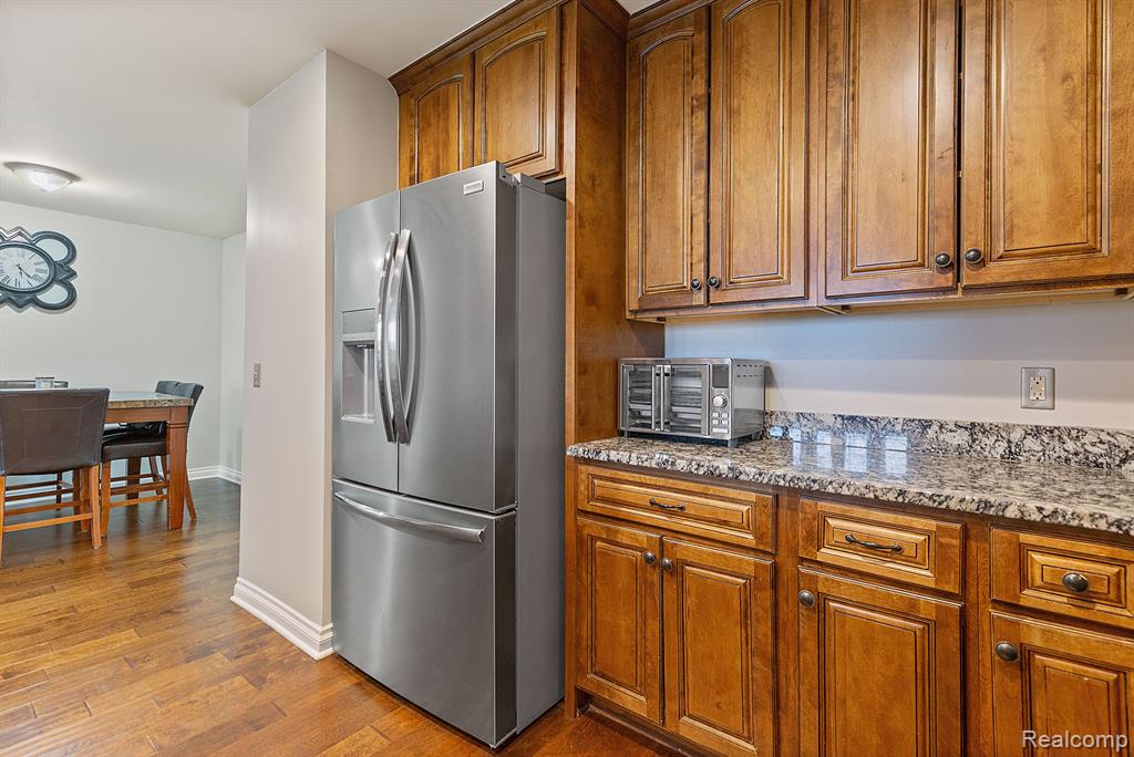 53743 CHAMPLAIN Street, Macomb, MI 48042 — Photo 8