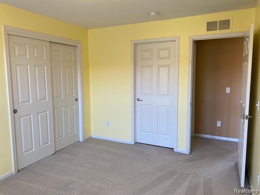 49691 COURTYARD Lane, Canton, MI 48188 — Photo 34