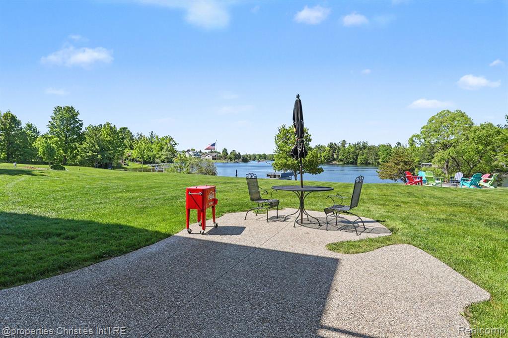 2260 Willow Bay Lane, Gladwin, MI 48624 — Photo 54