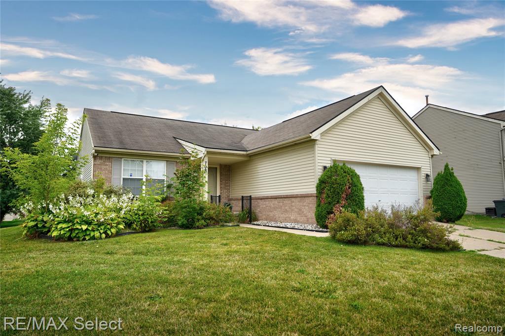 708 Wilberforce Drive, Flint, MI 48503 — Photo 3