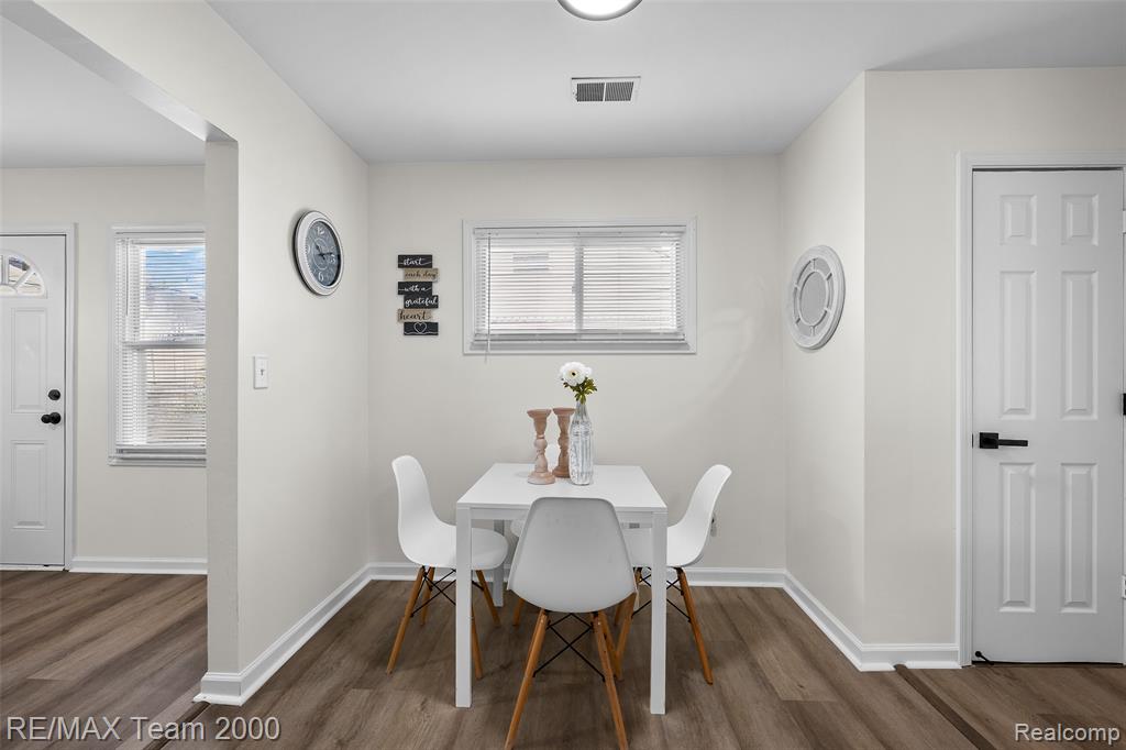 577 Brandt Street, Garden City, MI — Photo 13