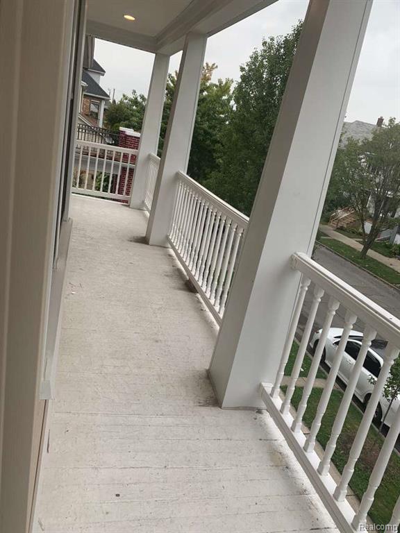 9459 Mitchell Street, Hamtramck, MI 48212 — Photo 11