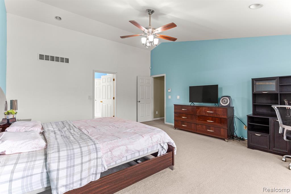 48596 GREENWICH Lane, Canton, MI 48188 — Photo 24