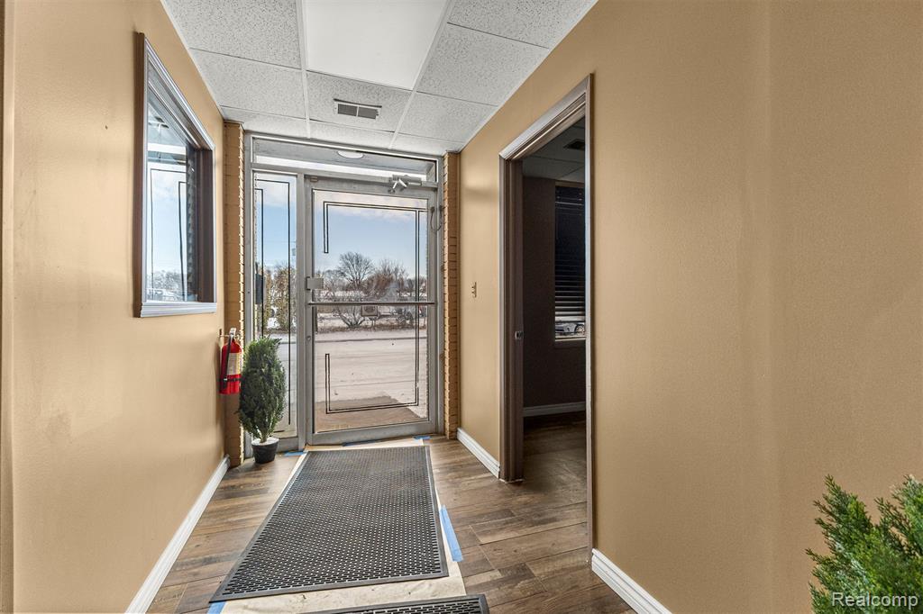 23201 Roseberry Avenue, Warren, MI 48089 — Photo 23