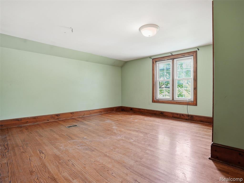 69 E Burdick Street, Oxford, MI 48371 — Photo 20