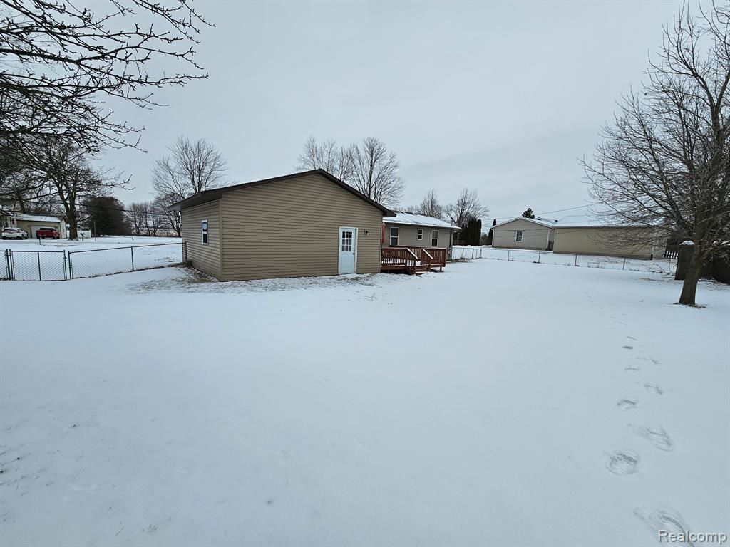 524 E MAIN Street, Vernon, MI 48476 — Photo 16