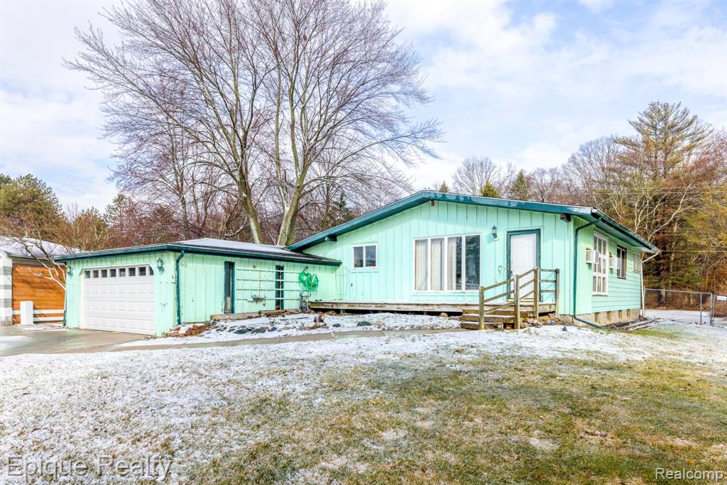 4404 N River Road, Fort Gratiot, MI 48059 — front exterior