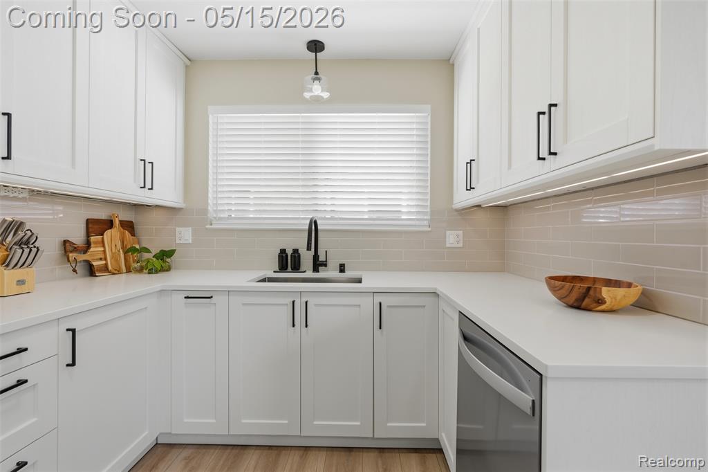 1333 Fontaine Avenue, Madison Heights, MI 48071 — Photo 16