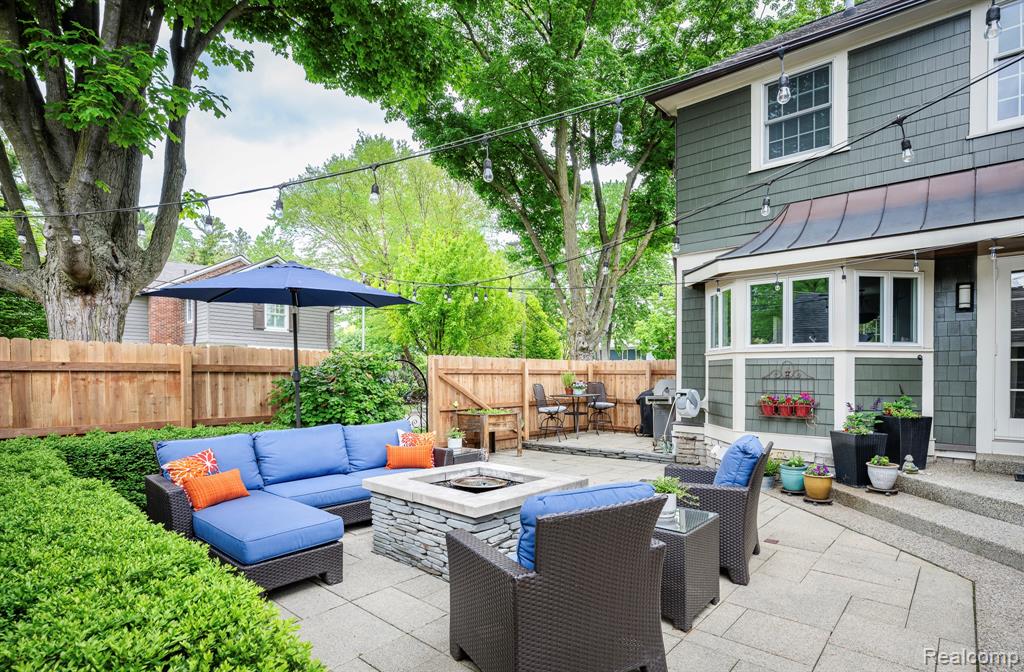 579 Chesterfield Avenue, Birmingham, MI 48009 — Photo 23