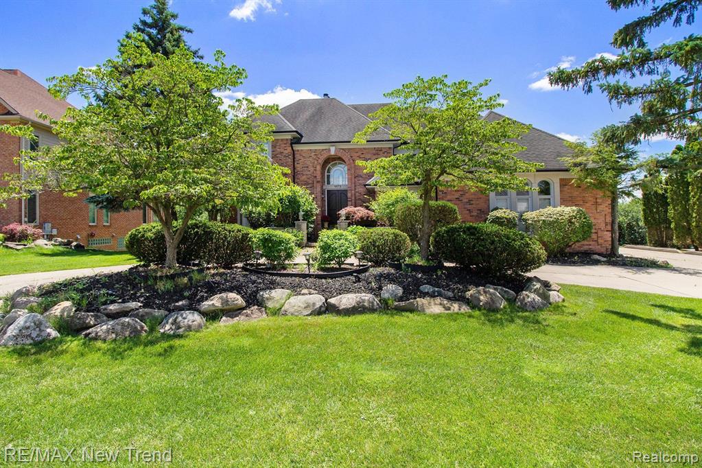 5573 SILVER POND, West Bloomfield, MI — Photo 4