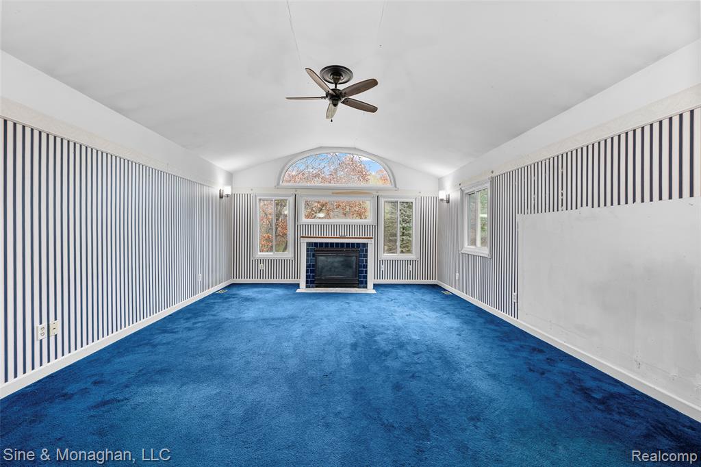 550 Hillcliff Drive, Waterford, MI 48328 — Photo 18