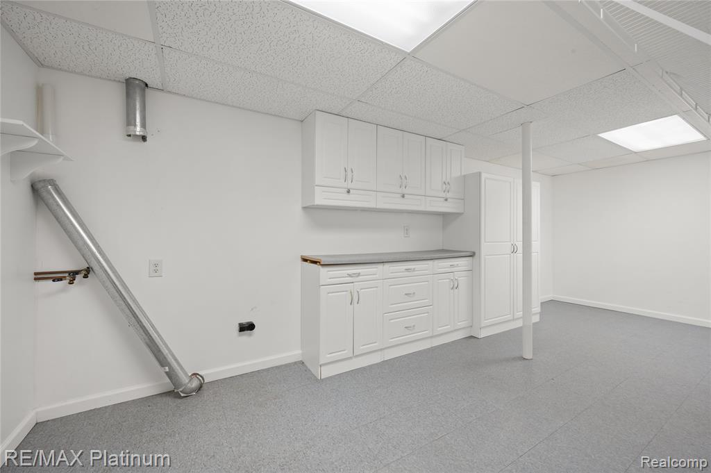 3750 Burwood Lane, Highland, MI — Photo 24