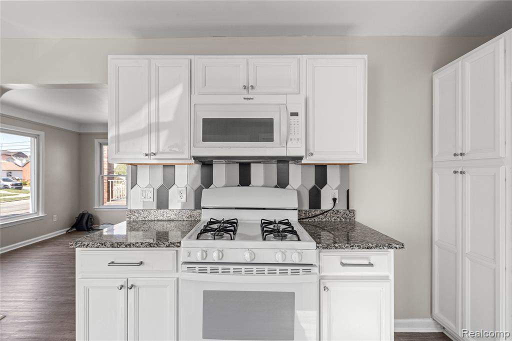 5270 Steadman Street, Dearborn, MI 48126 — Photo 10