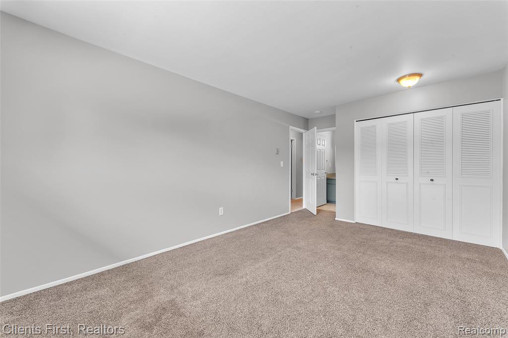 7570 WOODVIEW Street, Westland, MI — Photo 18
