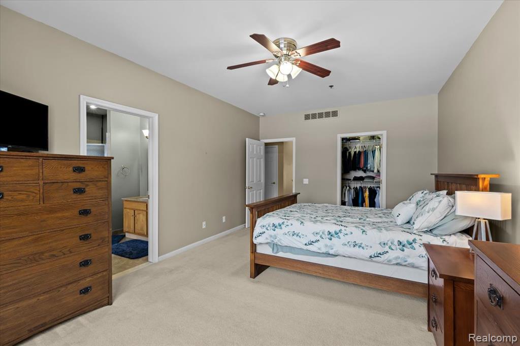 5901 High Point Court, Brighton, MI, 48116