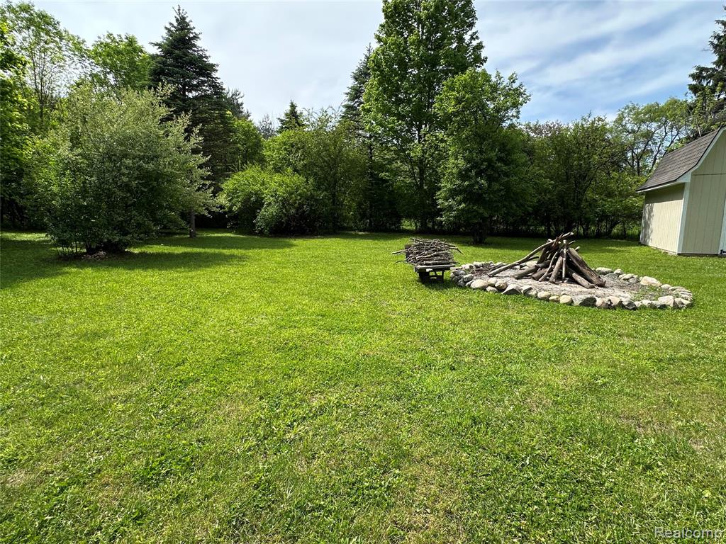 6161 River Road, Flushing, MI 48433 — Photo 23