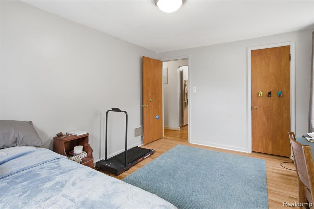 925 N Mildred Street, Dearborn, MI 48128 — Photo 32