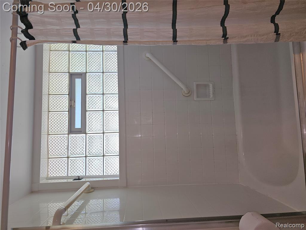 7355 W Frumin Court, Westland, MI — Photo 18