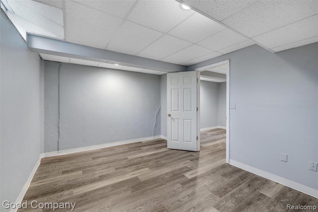 5893 CHRISTINA Drive, West Bloomfield, MI 48324 — Photo 51