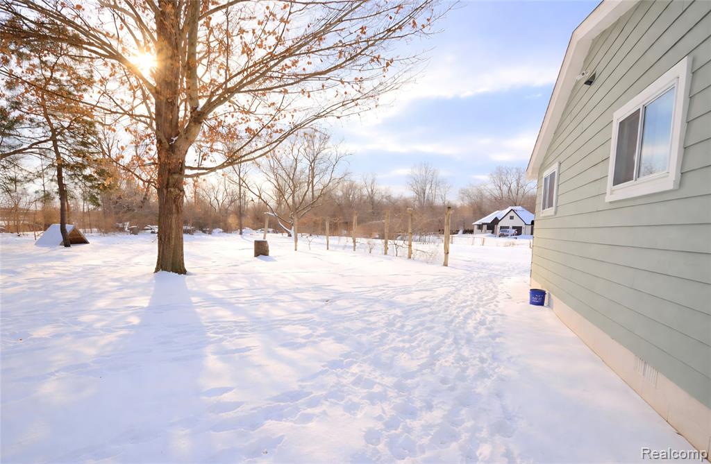 22341 Bell Road, New Boston, MI 48164 — Photo 4