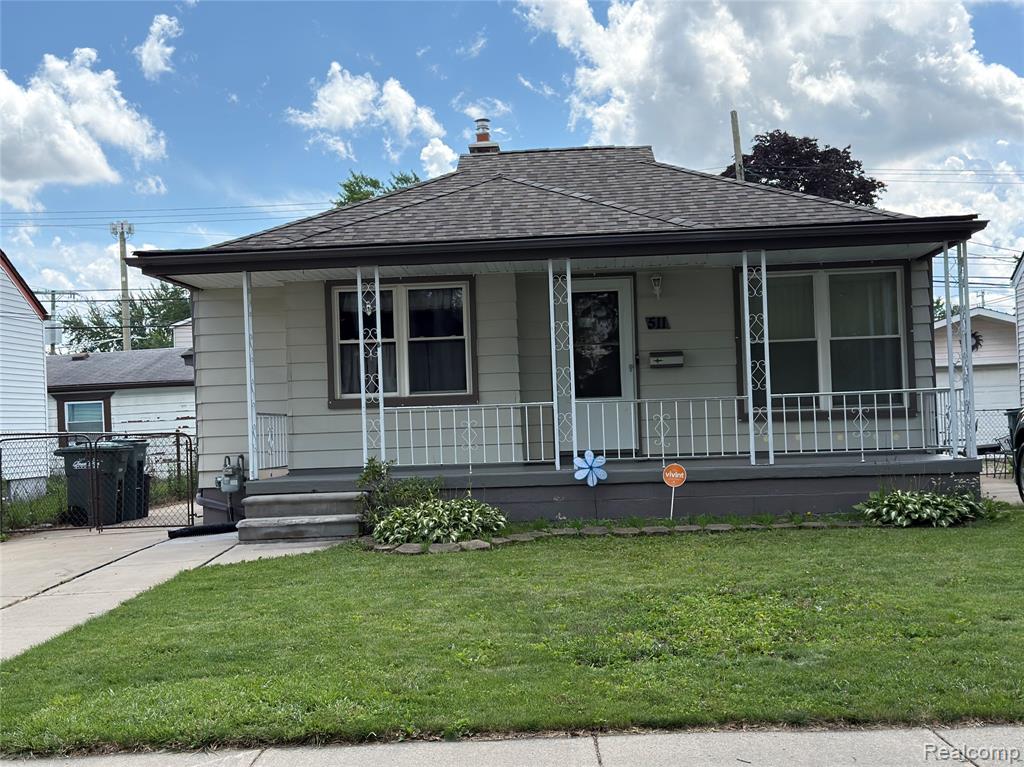 511 Detroit Avenue, Lincoln Park, MI 48146 — front exterior