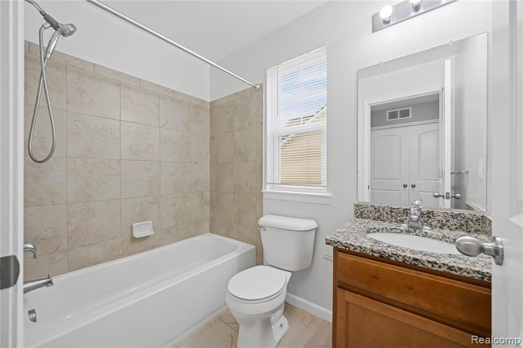 4592 Bradley Circle, Troy, MI 48085 — Photo 26
