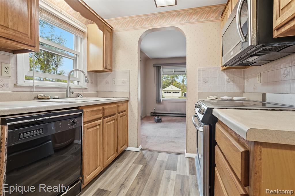 3560 Milton Road, Fort Gratiot, MI 48059 — Photo 10