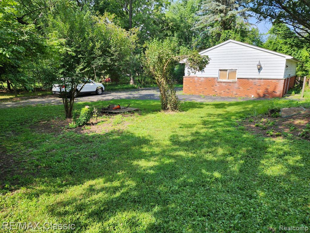 3740 SHADY BEACH Boulevard, Orchard Lake Village, MI 48324 — Photo 40