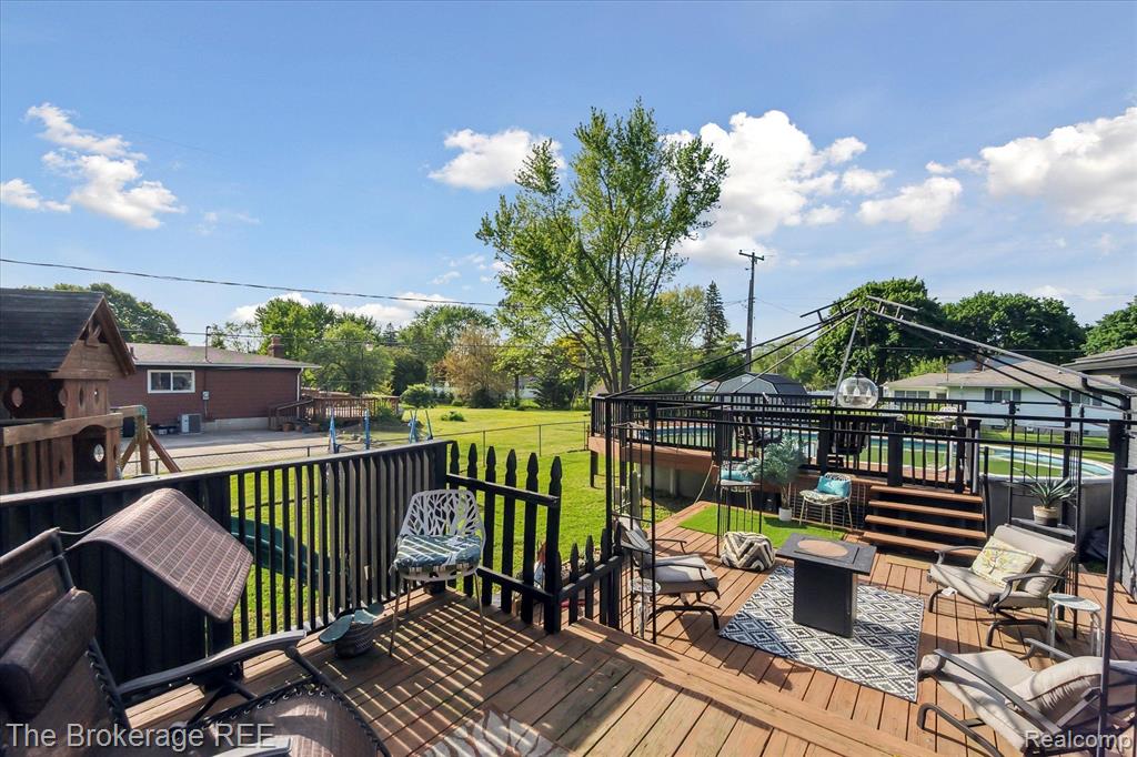 5394 KIMBERLY Drive, Grand Blanc, MI 48439 — Photo 42