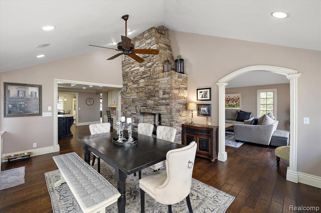 628 BENNINGTON Drive, Bloomfield Hills, MI 48304 — Photo 9
