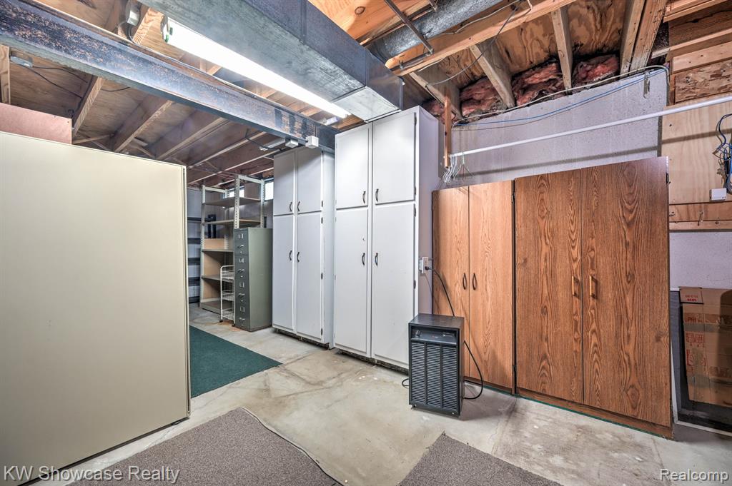 5806 KING JAMES, Waterford, MI 48327 — Photo 52