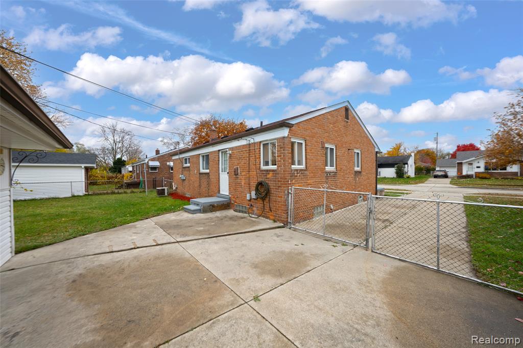5061 Buchanan Avenue, Warren, MI 48092 — Photo 26