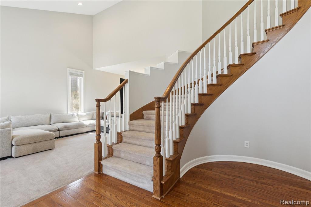 6808 OAKHURST RIDGE Road, Clarkston, MI 48348 — Photo 6