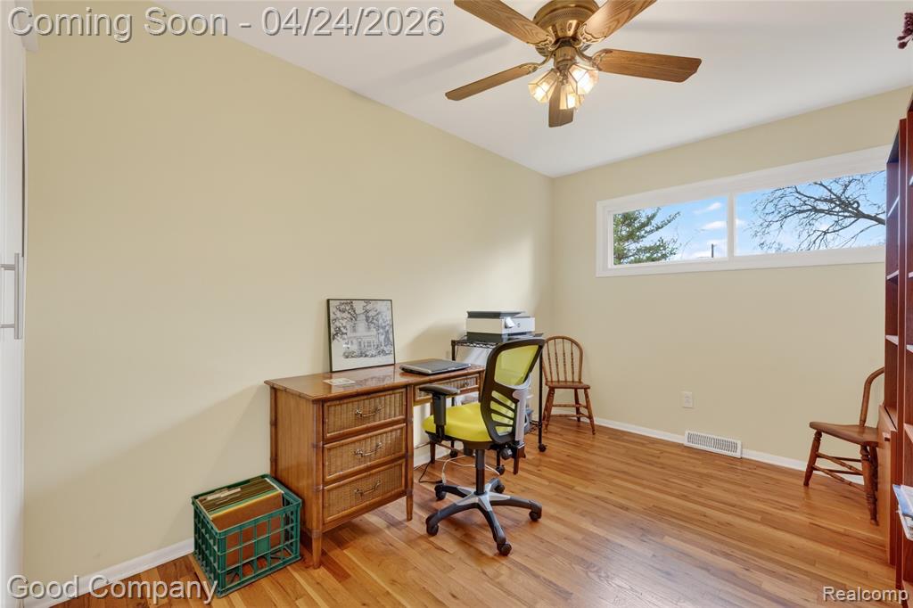 3463 Coseyburn Road, Waterford, MI 48329 — Photo 28