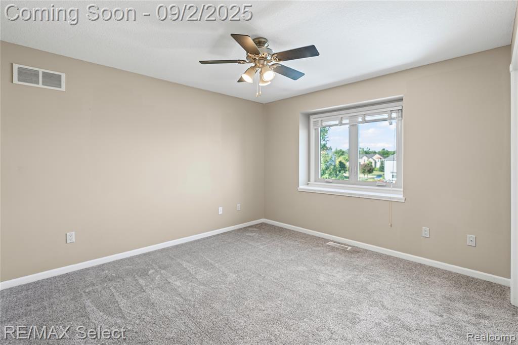 8468 Cranbrook Drive, Grand Blanc, MI 48439 — Photo 39