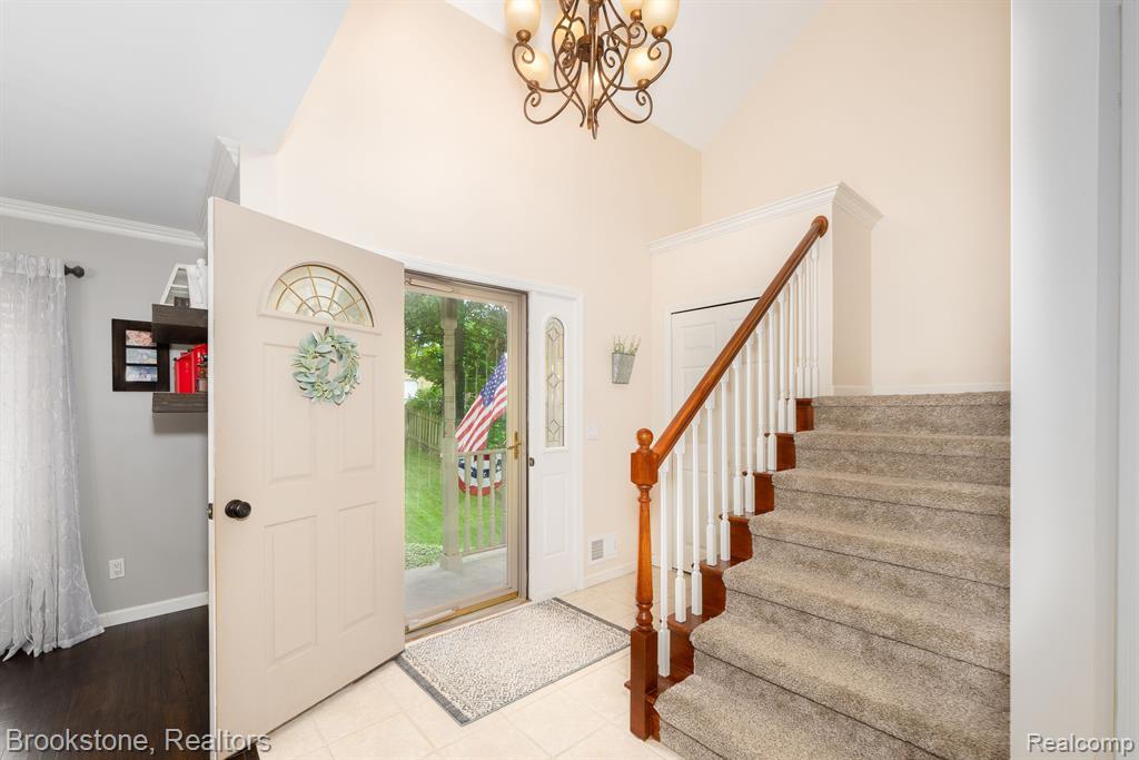921 OLD HICKORY LANE Lane, Lake Orion, MI 48362 — Photo 39