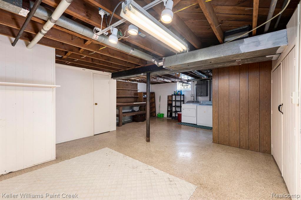7258 Helen, Center Line, MI 48015 — Photo 10