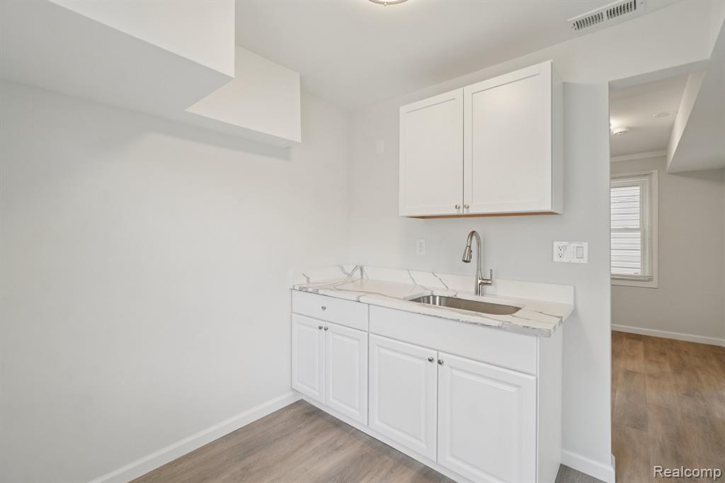 8619 Lozier Avenue, Warren, MI 48089 — Photo 20