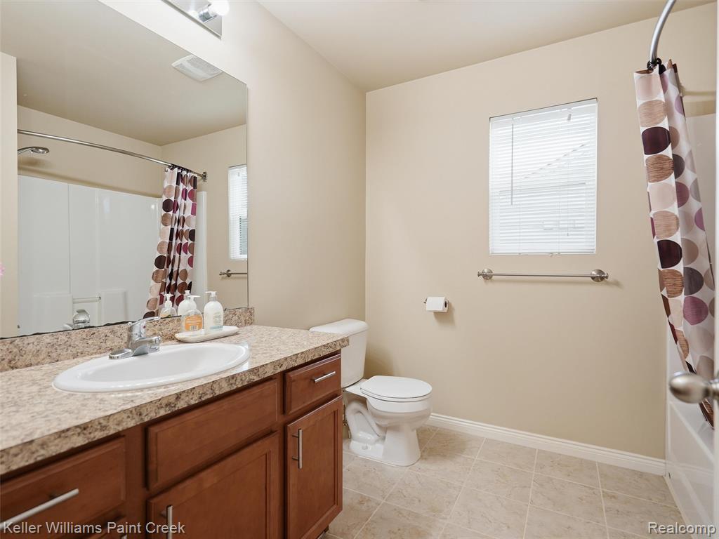 846 Monterey Lane, Rochester Hills, MI 48307 — Photo 27