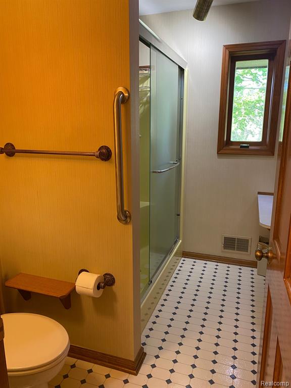 675 Applegate Lane, 4, Grand Blanc, MI 48439 — Photo 16