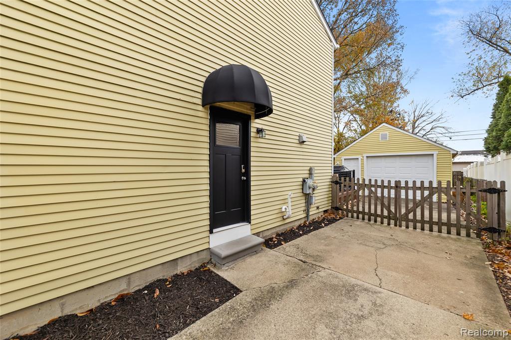 16217 Birwood Avenue, Beverly Hills, MI 48025 — Photo 28
