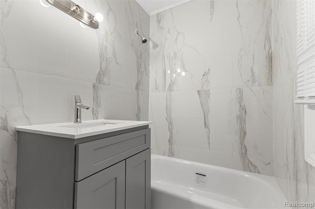 11366 Vaughan Street, Detroit, MI 48228 — Photo 9