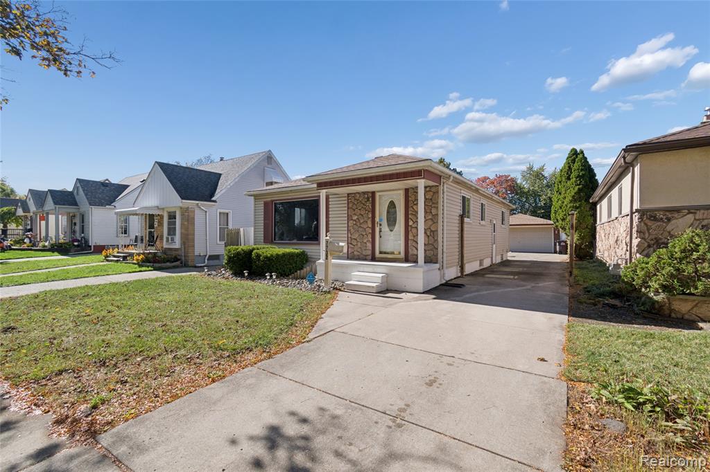 7732 Hipp Street, Taylor, MI 48180 — Photo 2