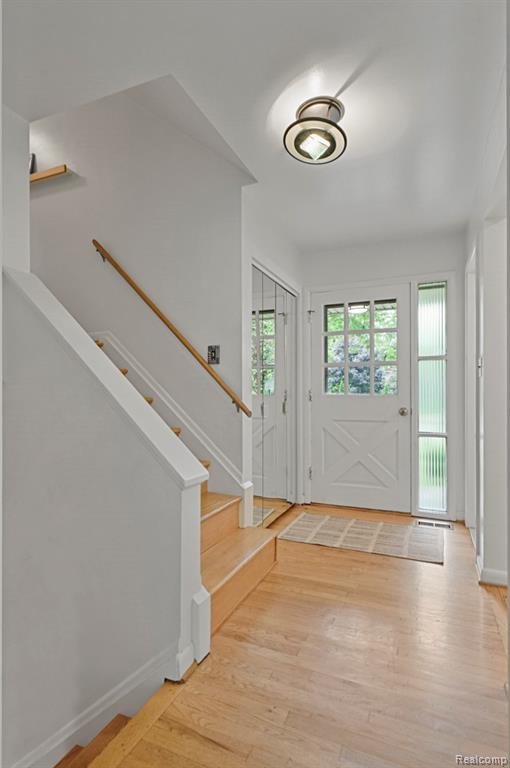 6672 Timber Ridge Drive, Bloomfield Hills, MI 48301 — Photo 4