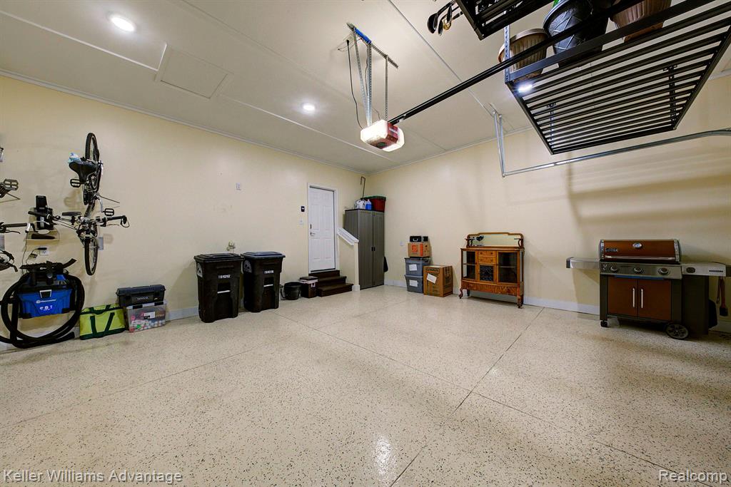 49074 RAINBOW Lane N, Northville, MI 48168 — Photo 34
